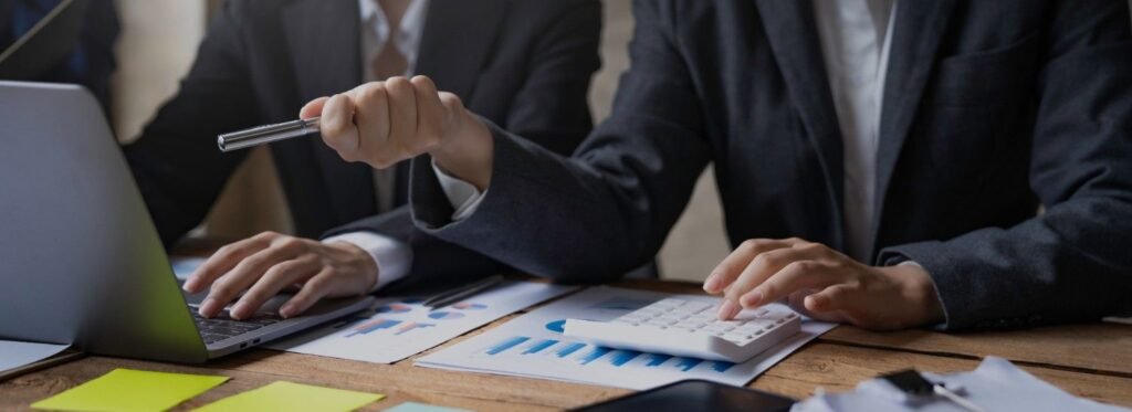 Financial Controller Assistant service for businesses in Brampton, Ontario